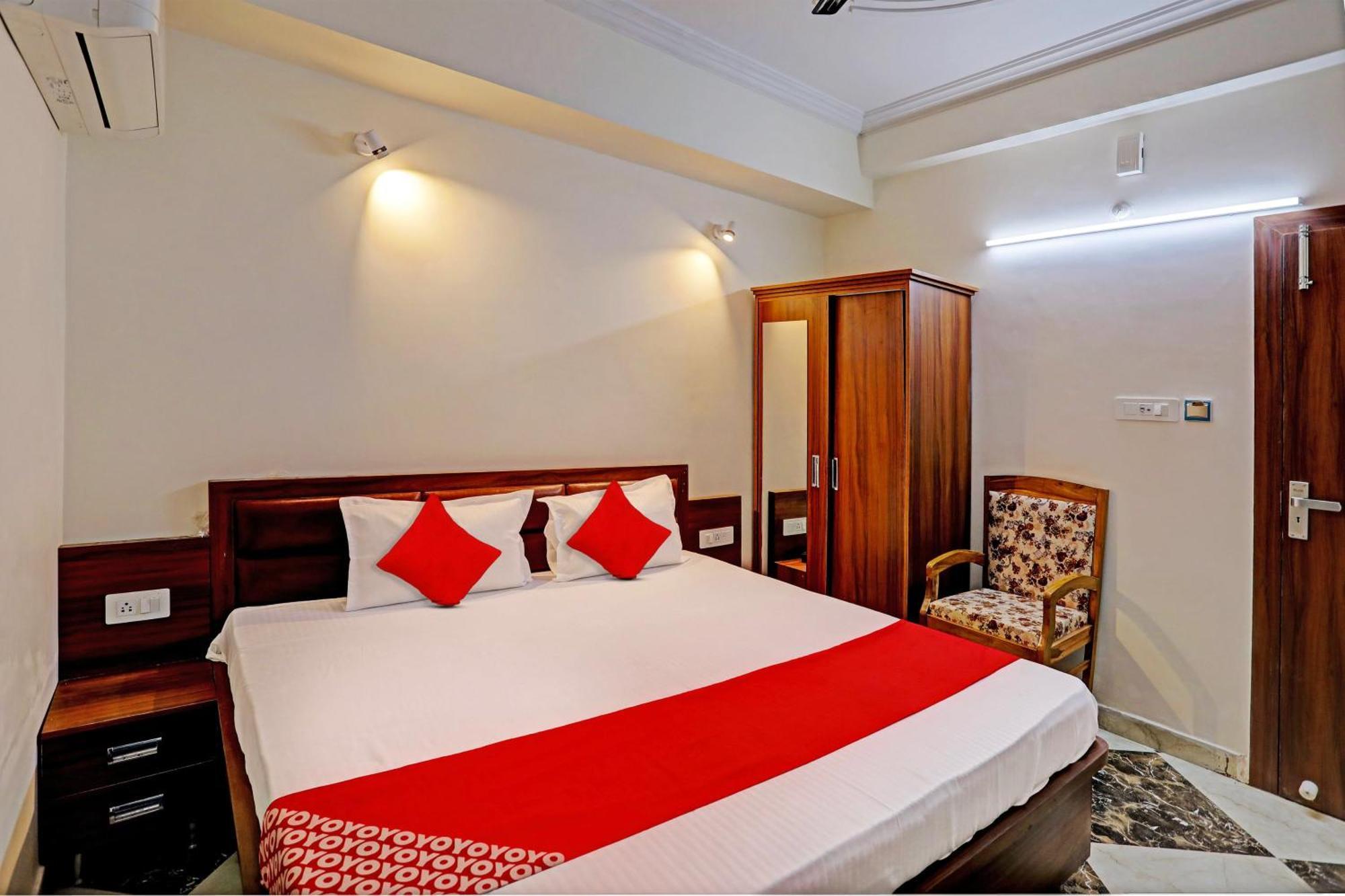 Hotel O Al Diwan Banquet And Suites 坎普尔 外观 照片