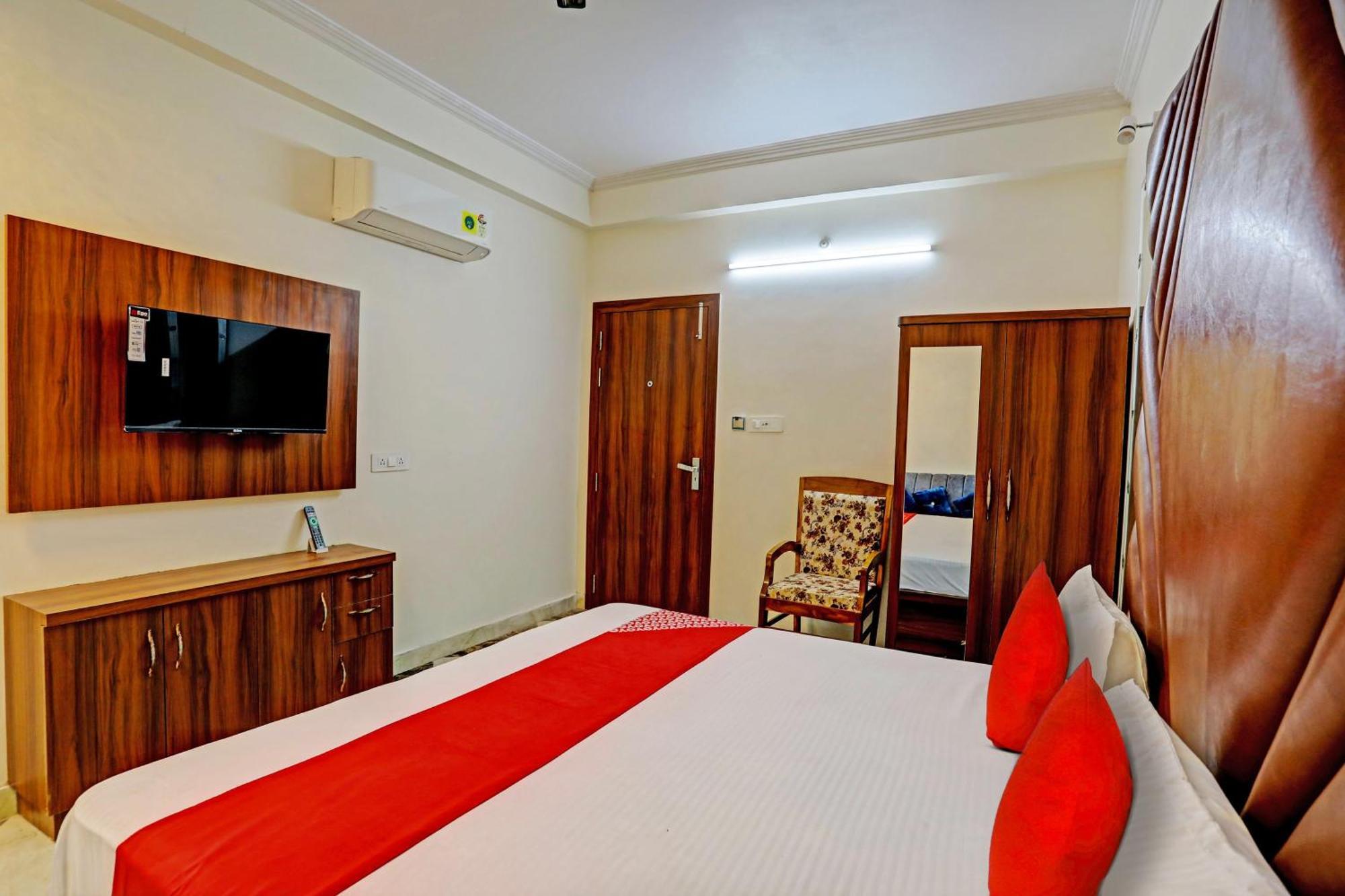 Hotel O Al Diwan Banquet And Suites 坎普尔 外观 照片