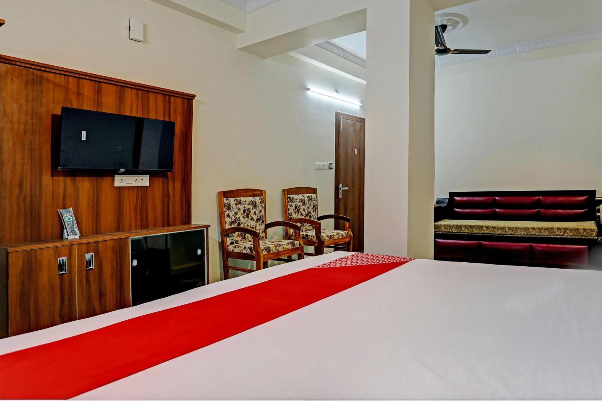 Hotel O Al Diwan Banquet And Suites 坎普尔 外观 照片
