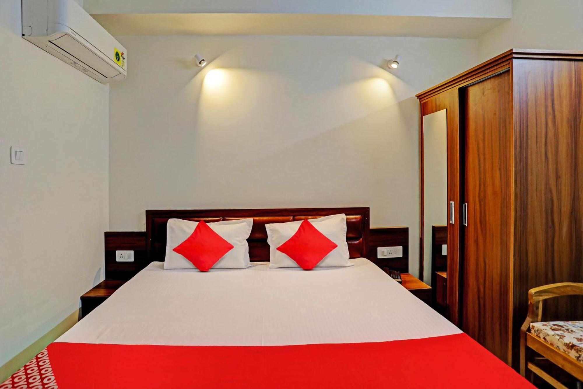 Hotel O Al Diwan Banquet And Suites 坎普尔 外观 照片